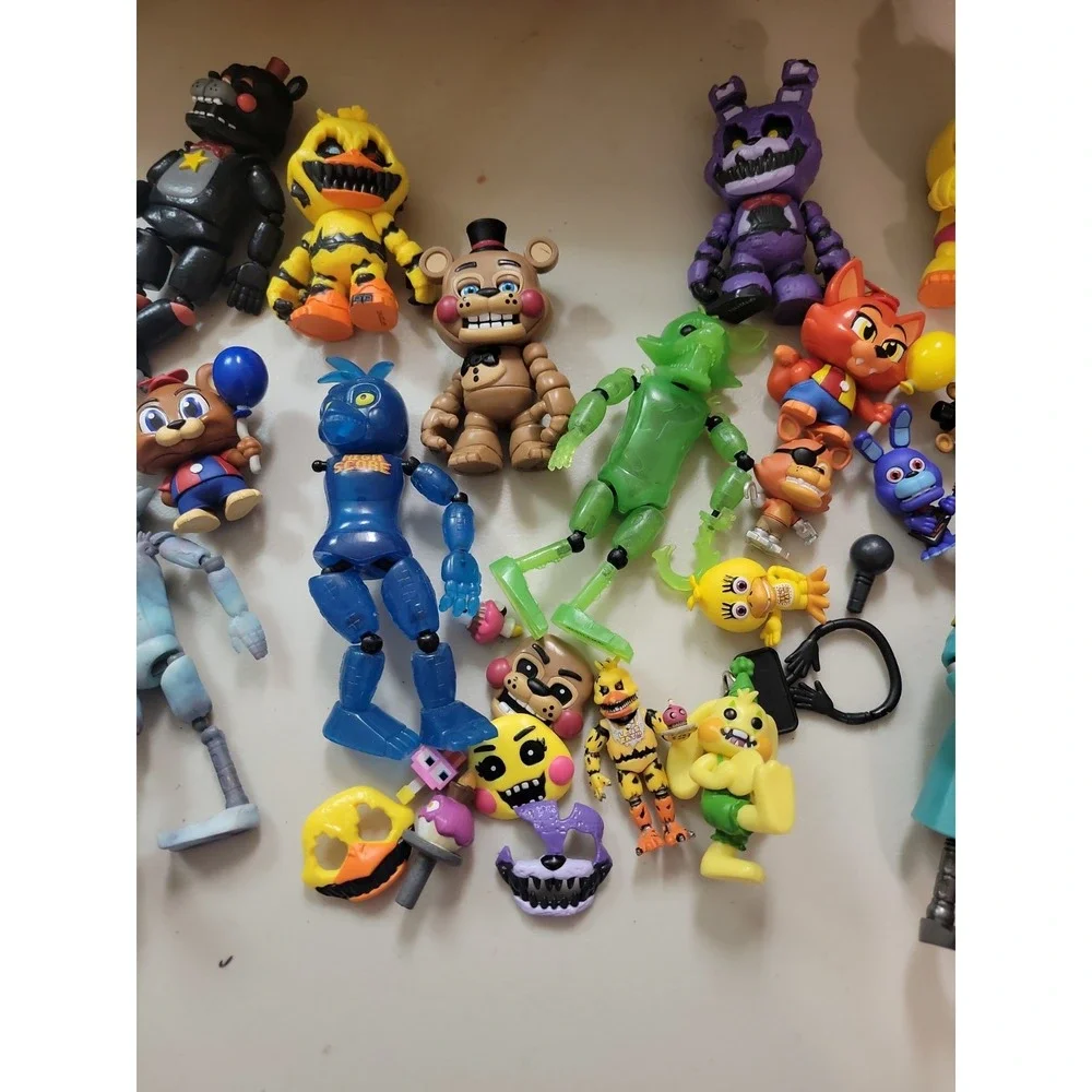 Funko Action Figure Five Nights at Freddy's chica foxy mixed lot FLAWS